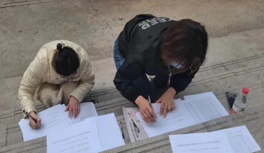 @全體花花牛人：請(qǐng)珍惜你的崗位，請(qǐng)善待我們共同的“花花?！保? style=