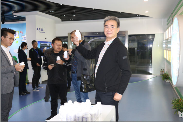 商界領(lǐng)袖俱樂部精英參訪花花牛！